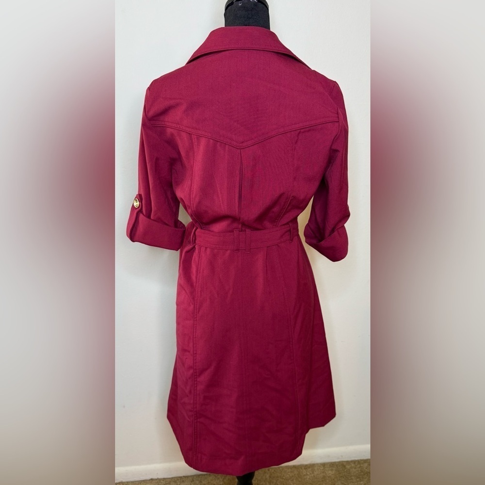 Sharagano Red wrap shirt dress belted gold tone buttons, buckle pockets 4 EUC - Picture 6 of 9